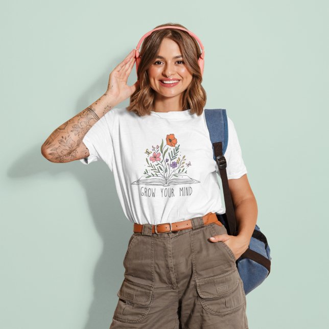 Öka din mind Boho Wildblomma och Bok T Shirt (Skapare uppladdad)