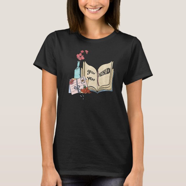 Öka läsningen av Mind Blommigt Bookworm Bok T Shirt (Framsida)