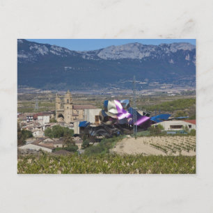Ökad stadsvy och Hotel Marques de Riscal Vykort