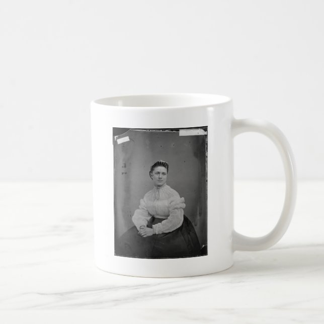 Okänd kvinna i Krig Era Porträtt Kaffemugg (Höger)