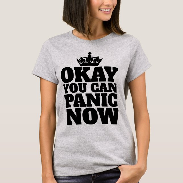 OKAY DU KAN PANIC NU FUNNY T-SHIRTS (Framsida)