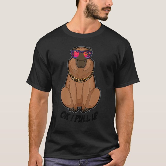 Okej, jag tar upp Capybara Sunglass Beach Capibara T Shirt (Framsida)