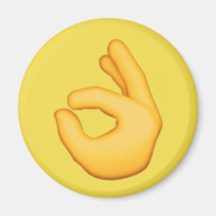 Oken räcker undertecknar magnet