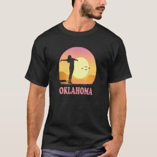 Oklahoma Vacation Beach morgon Sol Vatten Peace Ha T Shirt