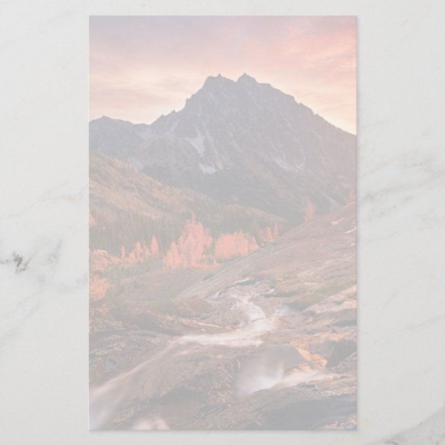 Oktober tänder på billyktahandfatet brevpapper (Framsida)