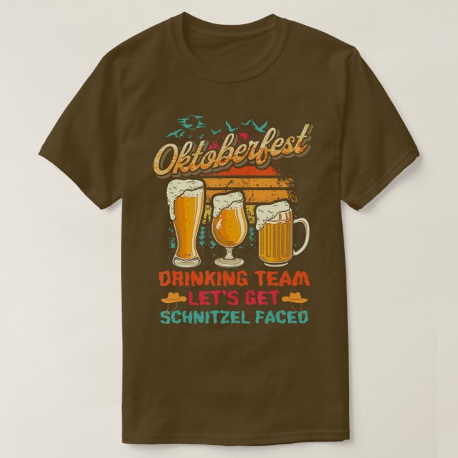 Oktoberfest Drinking Team gör att Schnitzel kan st T Shirt (Design framsida)