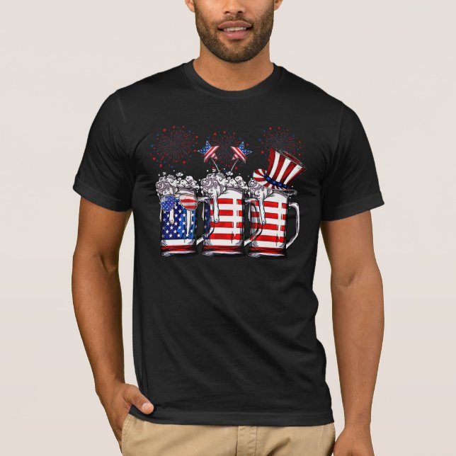 Öl 4 juli, amerikanska Flagga Beer Drinking M. T Shirt (Framsida)