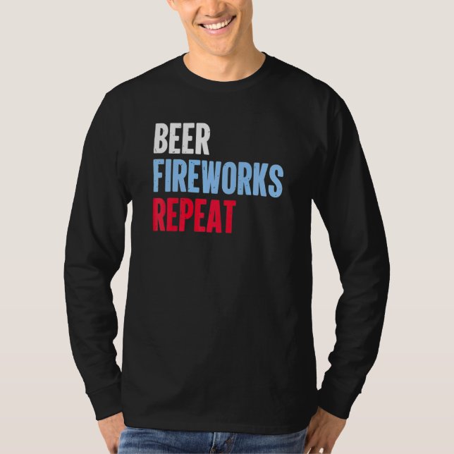 Öl Fireworks Upprepa stjärna juli 4:e Fireworks T Shirt (Framsida)