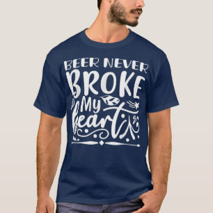 Öl har aldrig krossat mitt hjärta Rolnig Alkoholis T Shirt