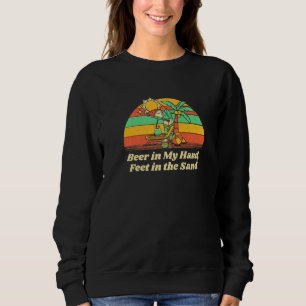 Öl i min hand fötter i sanden strand drycker havet t shirt