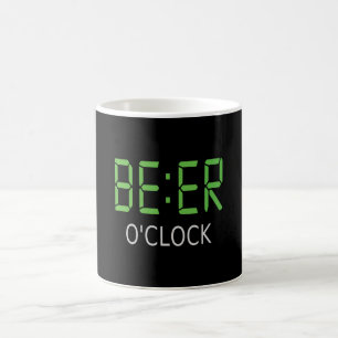 Öl klockan kaffemugg
