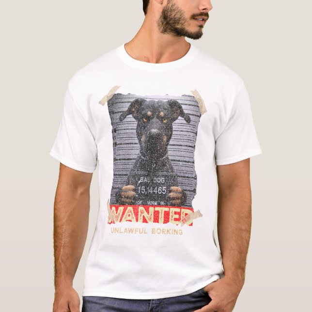 Olaglig skällning: Dobermanns stränga varning T Shirt (Framsida)
