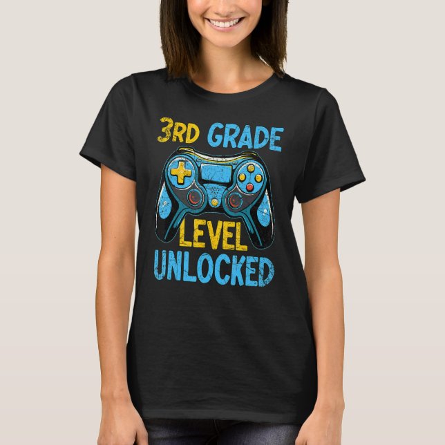 Olåst grundskola i Klass 3:e nivån T Shirt (Framsida)