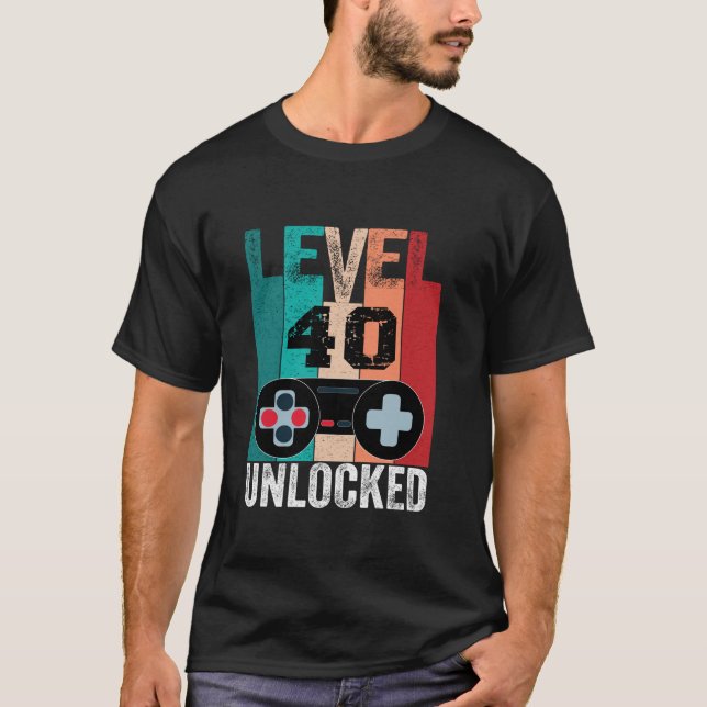 Olåst nivå 40-dagars videospelare 40:e födelsedag t shirt (Framsida)
