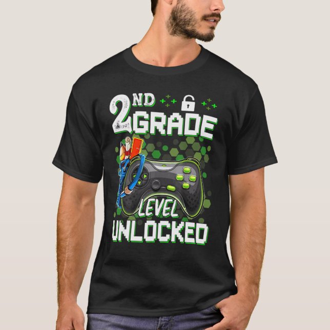 Olåst videospelare på andra Klass-nivå tillbaka ti T Shirt (Framsida)