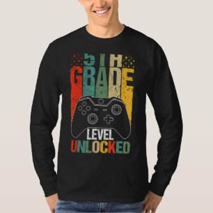 Olåst videospelare på femte Klass-nivå tillbaka ti T Shirt