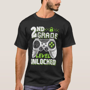 Olåsta spelrum på andra Klass-nivå tillbaka till S T Shirt