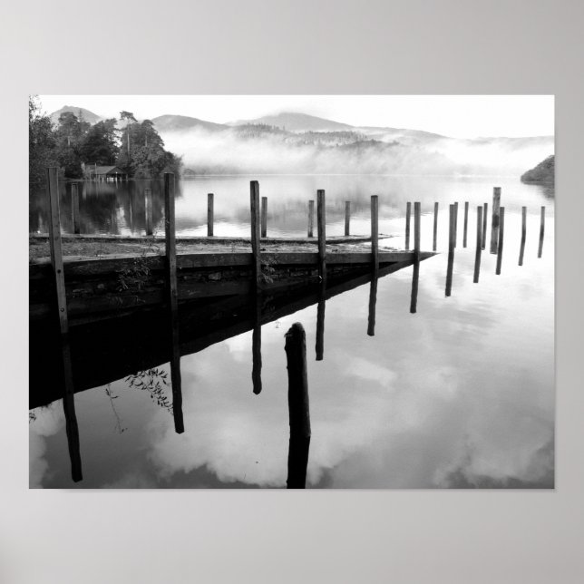 Old Boat Ramp - Derwentwater, Sjö District Poster (Framsidan)