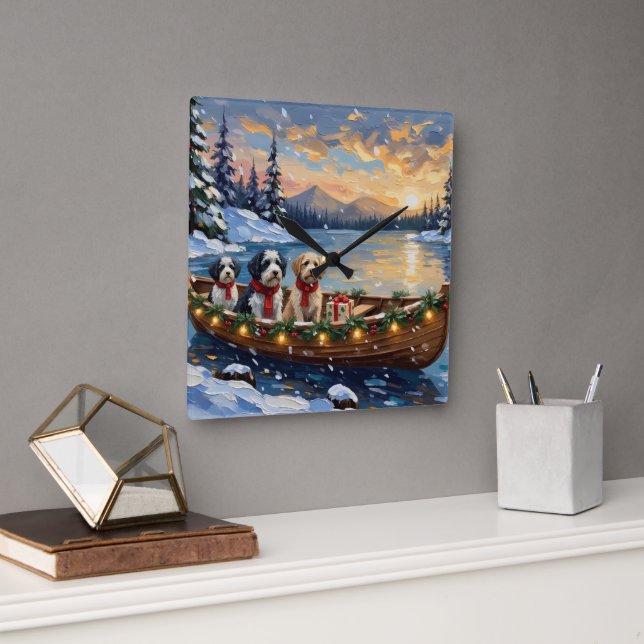 Old English Sheepdog Christmas Boat Holiday Fyrkantig Klocka (Kontor)