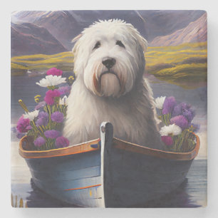 Old English Sheepdog på paddel: Ett naturskönt äve Stenunderlägg