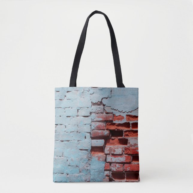 Old grungy brick wall with natural defects. Scratc Tygkasse (Framsida)