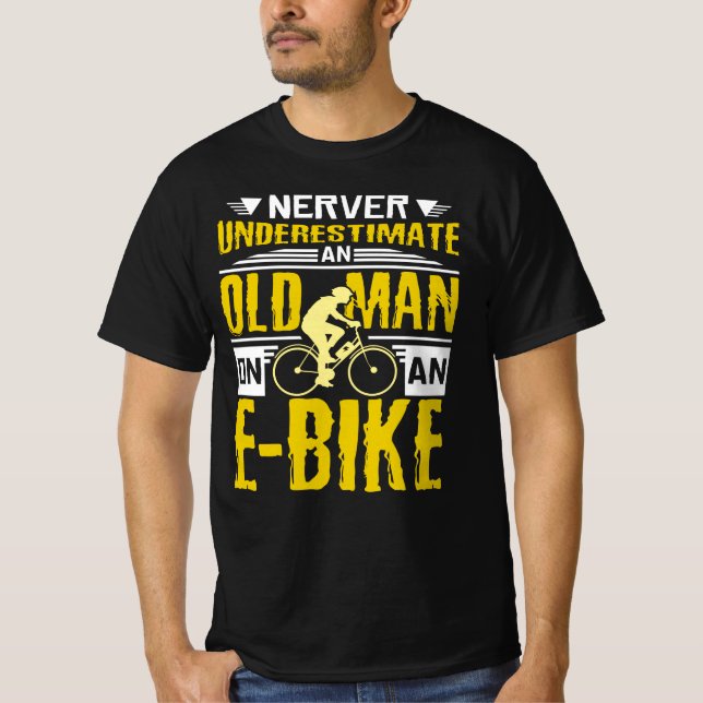 Old Man On E-cycle T Shirt (Framsida)