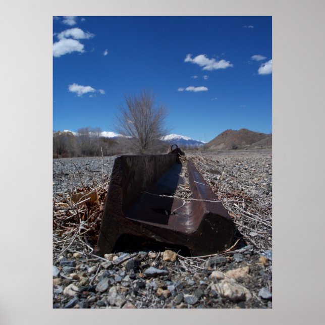 Old Railroad Yard Poster (Framsidan)