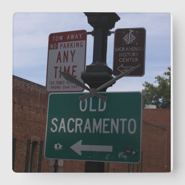 Old Sacramento Clock Fyrkantig Klocka (Framsida)
