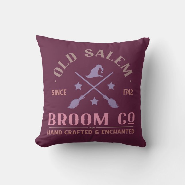 Old Salem Broom Co Enchanting Purple Halloween Kudde (Framsida)