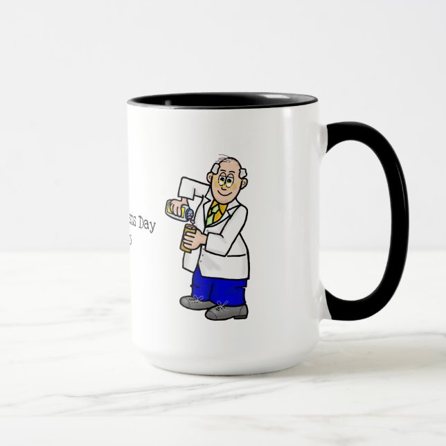 Older Male Pharmacists Mugg (Höger)