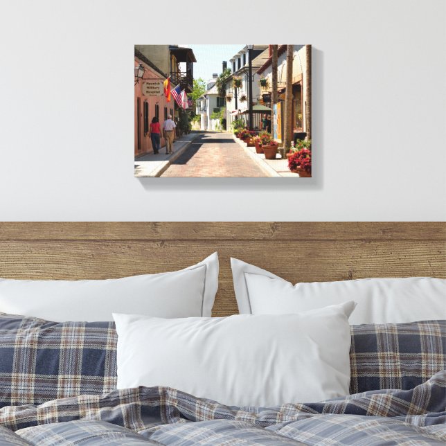 Oldest street St. Augustine, Florida Canvastryck (Insitu (sovrum))