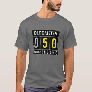 Oldometer 50 Lustigt 50:e födelsedagstextens Gult T Shirt