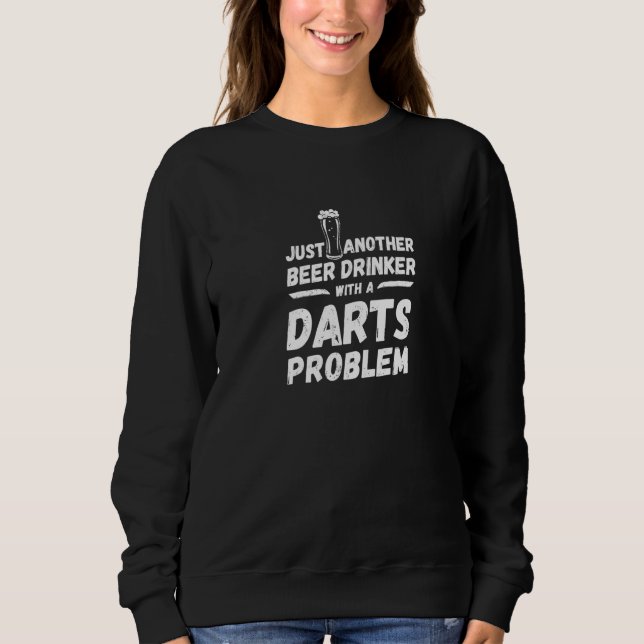 Öldrickare med ett dartproblem, dartspelare, b t shirt (Framsida)
