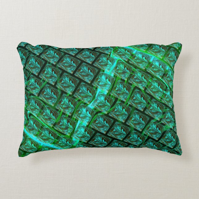 Olhos azuis enquadrados, riscos esverdeados. prydnadskudde (Framsidan)