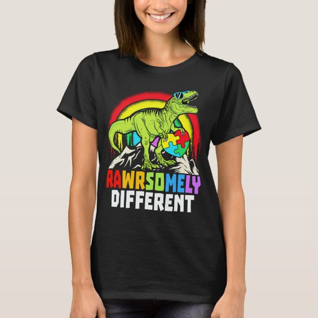 Olika dosinosaur Autism-medvetande T Shirt (Framsida)