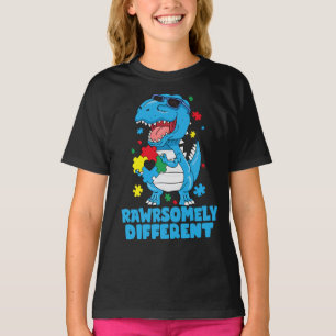 Olika dosinosaur Autism-medvetande T Shirt
