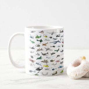 Olika färgade flygplan och helikoptrar kaffemugg