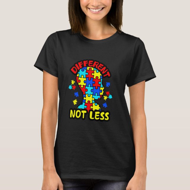 Olika Inte Mindre Autism Pusselbitar T Shirt (Framsida)