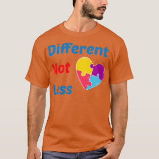 Olika, men inte mindre, autism - medvetandegörande t shirt