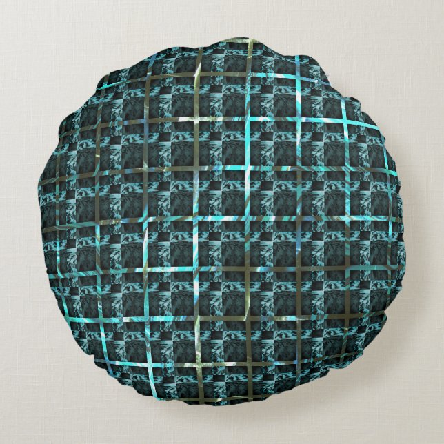 Olika schack, fyrkanter eller bilder under stödras rund kudde (Baksidan)