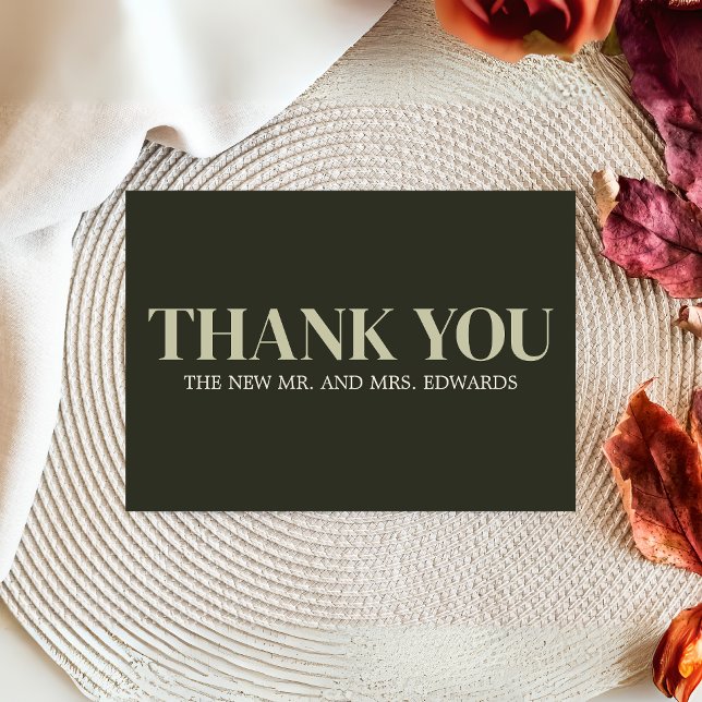 Oliv grönt Modern Monogram Bröllop Tack Kort (Olive Green Modern Monogram Wedding Thank you Card)