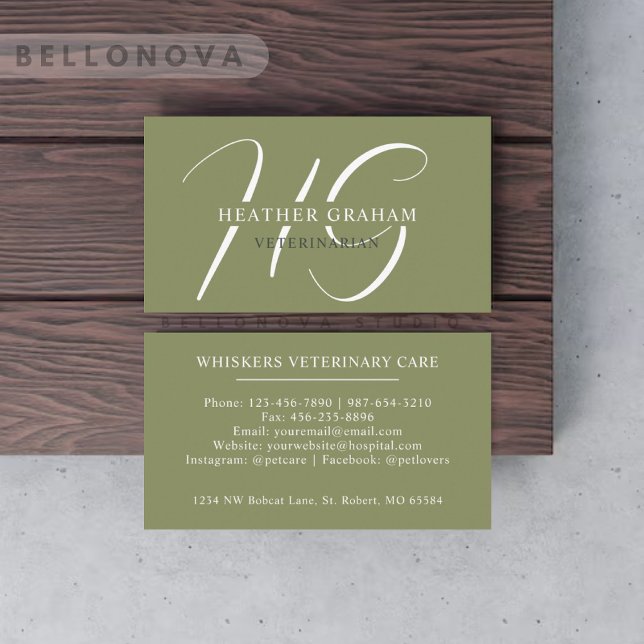 Oliv grönt vitt monogram för anpassad namnmätarsid visitkort (Custom Name Moss Sage Olive Green White Monogram Business Card)