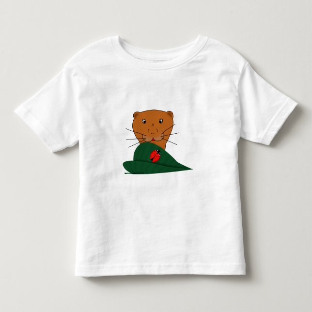 Oliver Uttern Studerar En Nyckelpiga  T Shirt (Framsida)