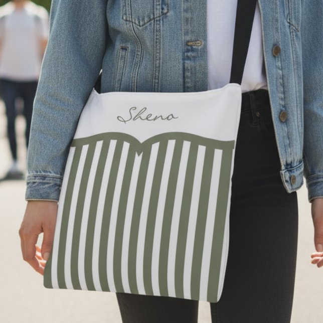 Olivgrön randig monogram axelväska (Boho meets bold with scalloped stripes and custom name make this bag stand out.)