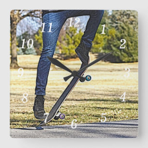 Ollie Painterly Wall Clock Fyrkantig Klocka
