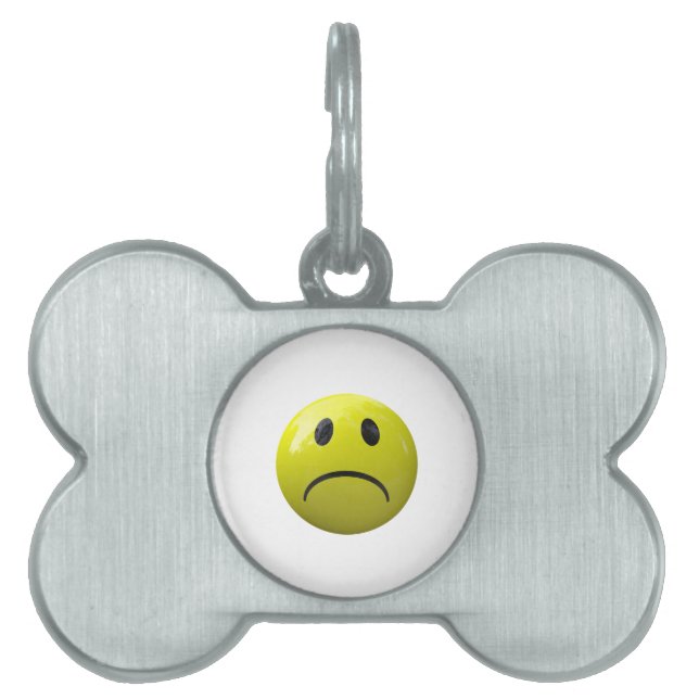 olycklig ansikte emoji namnbricka husdjur (Framsidan)
