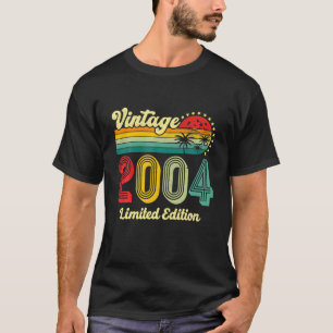 om 18 Dekorationer på födelsedagen 18:e BDay 2004 T Shirt