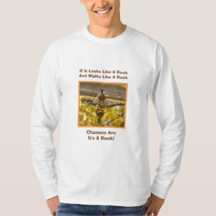 OM DET SER UT SOM ANKA OCH WALKS SOM ANKA. T SHIRT
