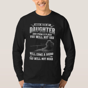 Om du är med min dotter Crazy Parent Protecti T Shirt
