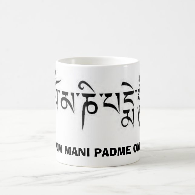 Om Mani Padme Om Magisk Mugg (Center)